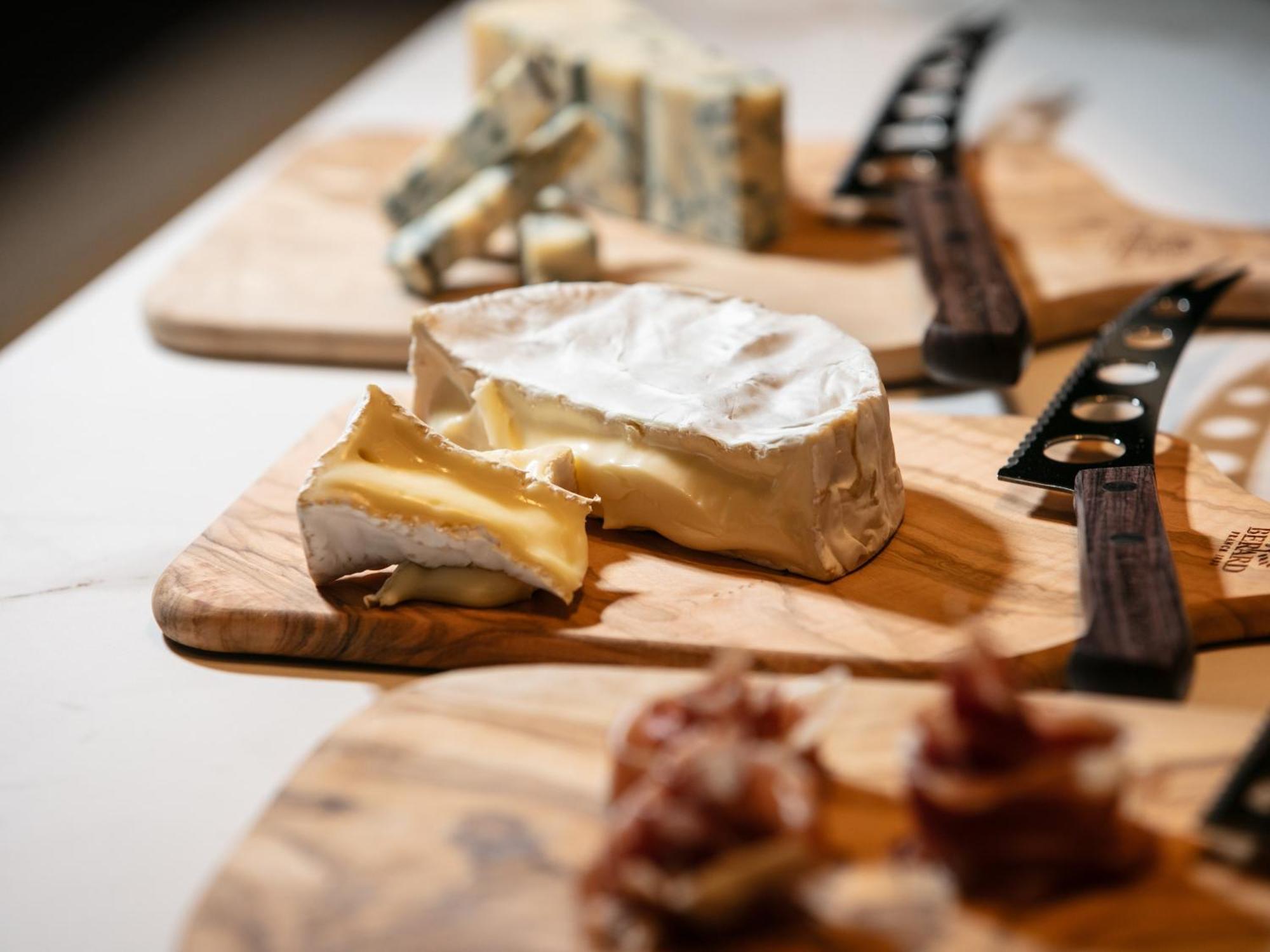 Nagoya Kanko Hotel Екстер'єр фото Camembert cheese